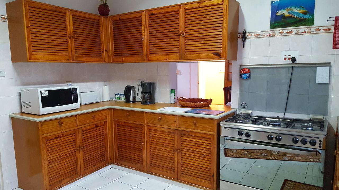Hibiscus House Seychelles Self Catering Apartman Victoria Kültér fotó